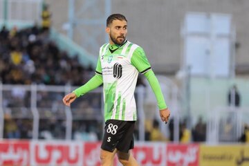 دومین خرید زمستانی استقلال مشخص شد/گزینه پرسپولیس در یکقدمی پیراهن آبی