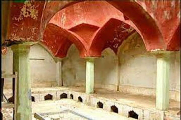 گشایش بخت جوانان در حمام مش غلامحسین!