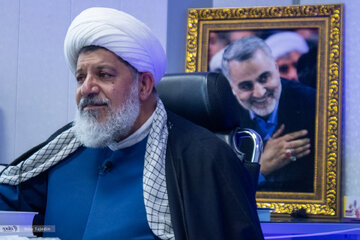 ماجرای استعفای ظریف در دولت روحانی پس از حضور بشار اسد در ایران / حاج قاسم گفت تلفن ظریف را بگیرید