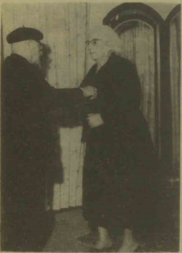 عبا و چادر ۲۰ هزار نفر را به کت و شلوار و مانتو تبدیل کردم/ بر سر بیچادر هزاران زن تهرانی کلاه گذاشتم/ «آلاگارسون» را من به ایران آوردم