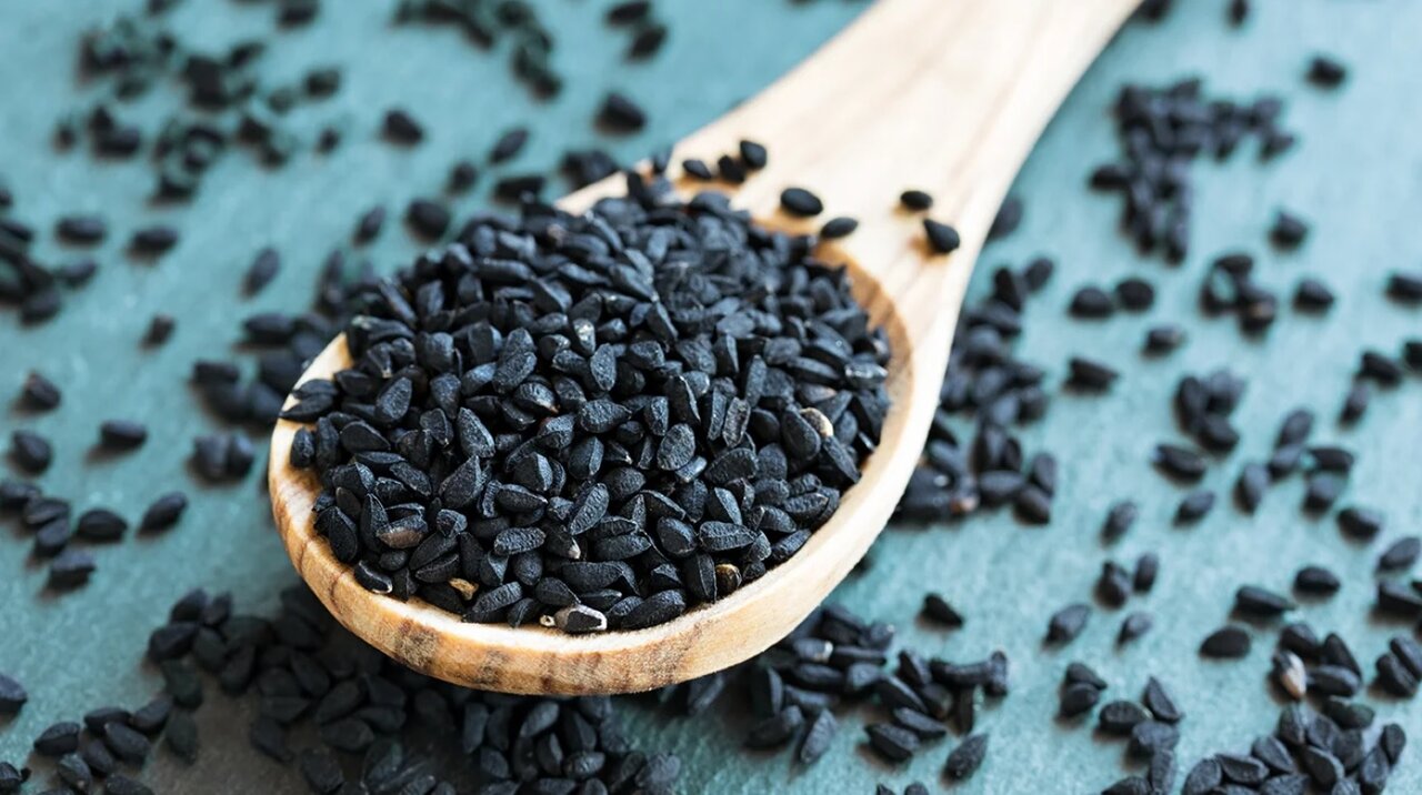 فواید و مضرات سیاهدانه