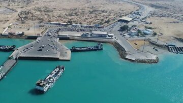 ورود بیش از ۶۰ هزار گردشگر به قشم همزمان در روز پدر ورود بیش از ۶۰ هزار گردشگر به قشم همزمان در روز پدر