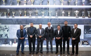 عکس | امضای تفاهمنامه فدراسیونهای ایران و ترکیه؛ هدیه ویژه به امیر قلعهنویی