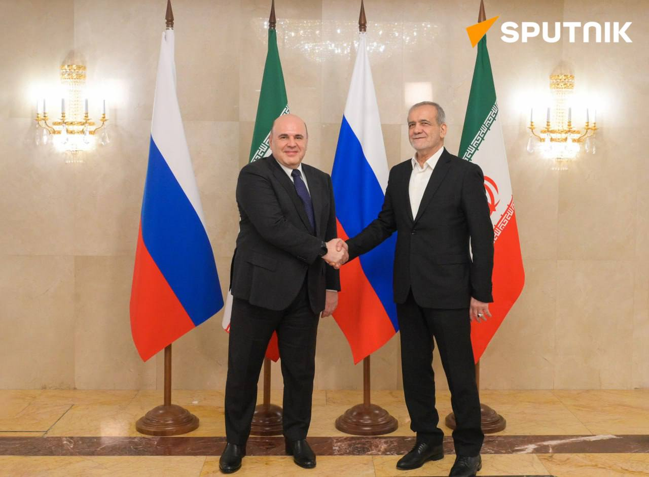 اولین دیدار کاری رئیس جمهوری در مسکو/ دیدار پزشکیان با نخست وزیر روسیه+تصویر