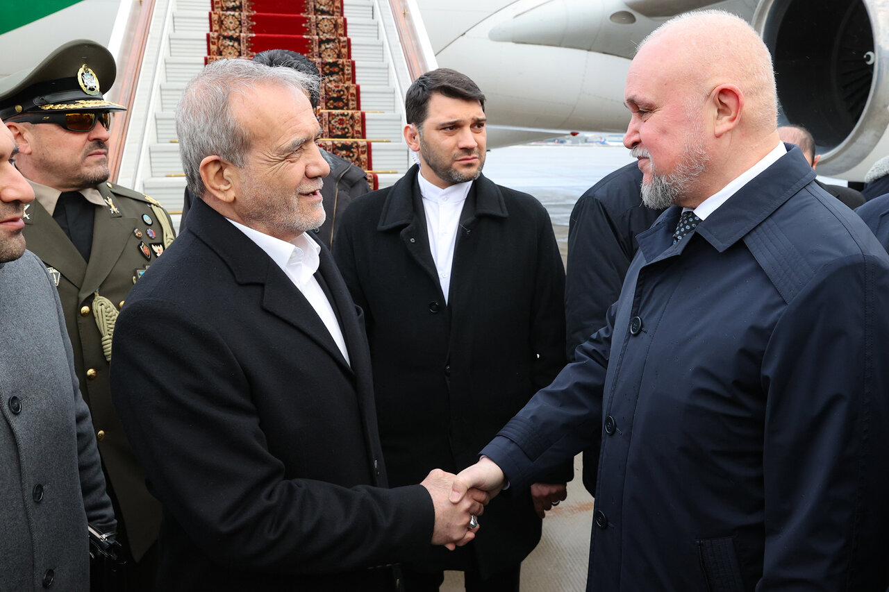 تصاویر مراسم استقبال روسها از پزشکیان در فرودگاه مسکو