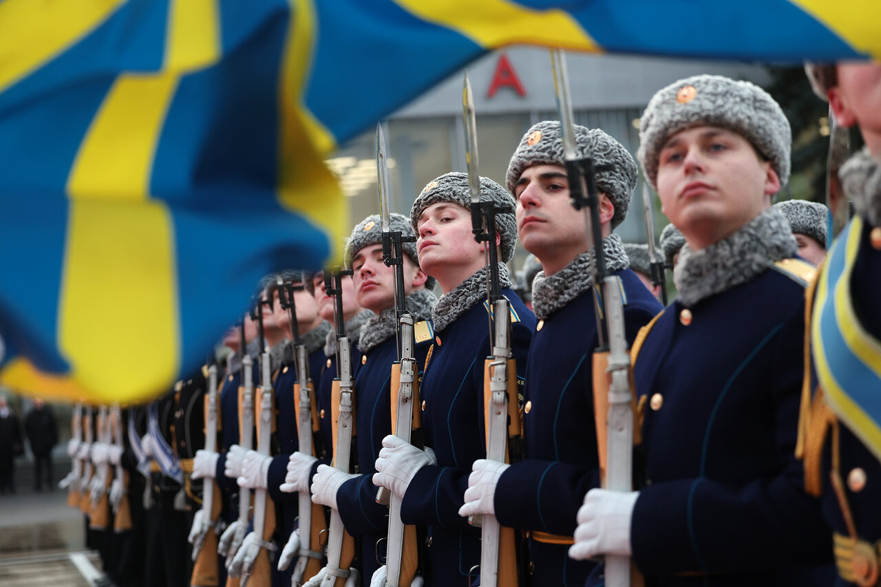 تصاویر مراسم استقبال روسها از پزشکیان در فرودگاه مسکو