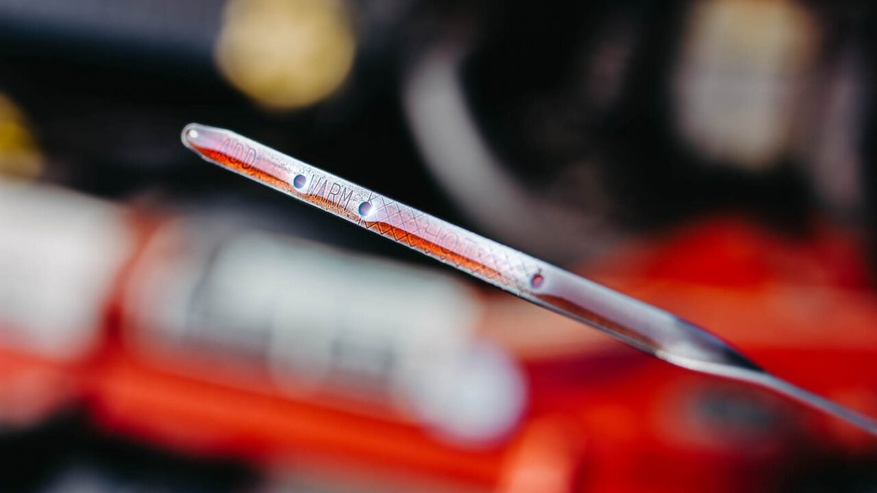 نشتی روغن گیربکس را چگونه تشخیص دهیم؟