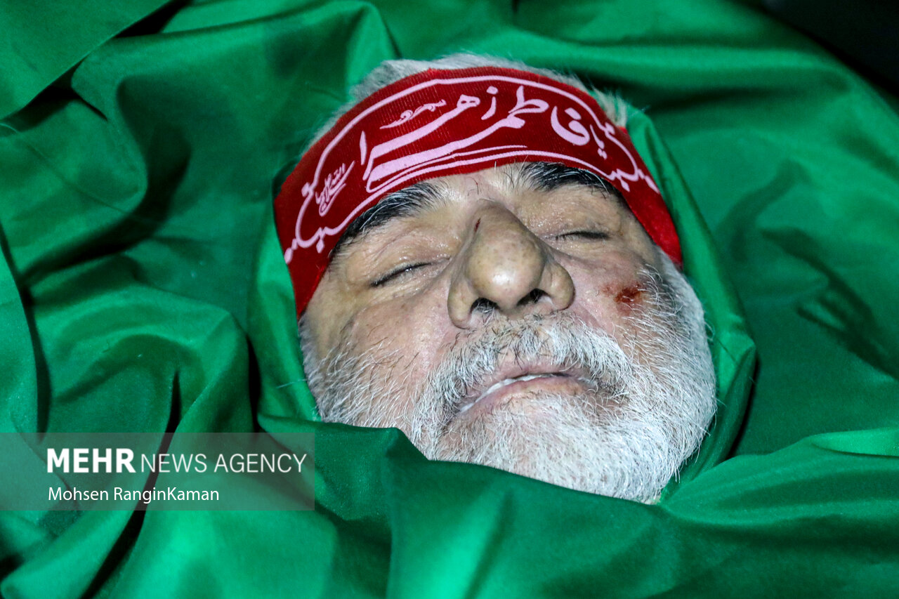 تصاویری از مراسم وداع با پیکرهای دو قاضی عالیرتبه دیوان عالی/ خانوادههای رازینی و مقیسه به معراج شهدا رفتند