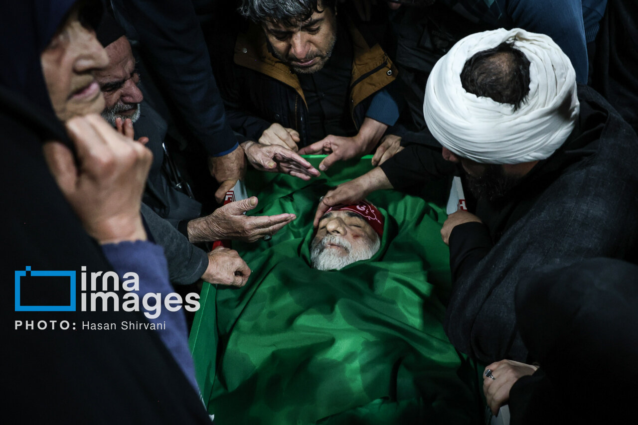 تصاویری از مراسم وداع با پیکرهای دو قاضی عالیرتبه دیوان عالی/ خانوادههای رازینی و مقیسه به معراج شهدا رفتند