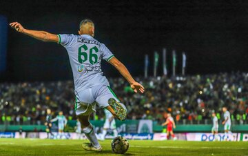 تصویری از بازی های لیگ برتر تصویری از بازی های لیگ برتر