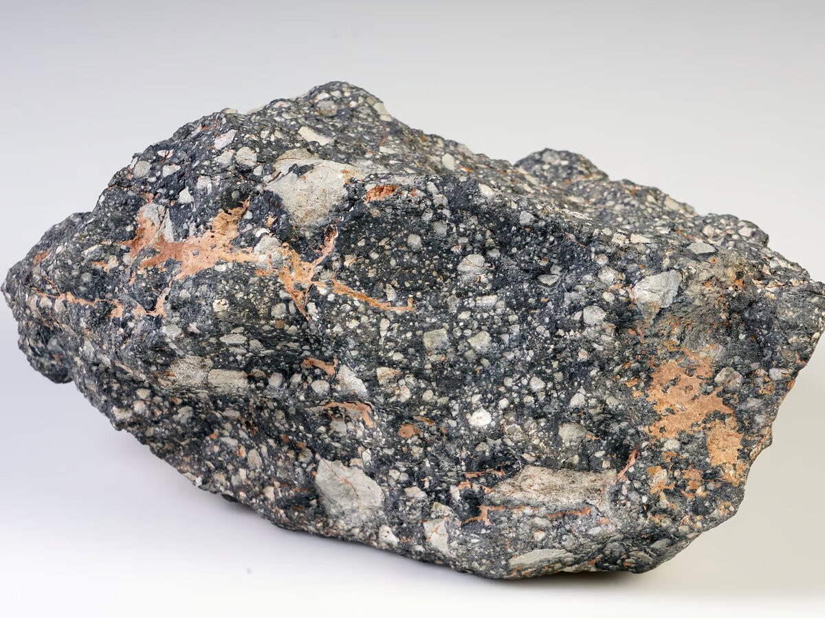 هدیهای بینظیر از ماه به ابوظبی