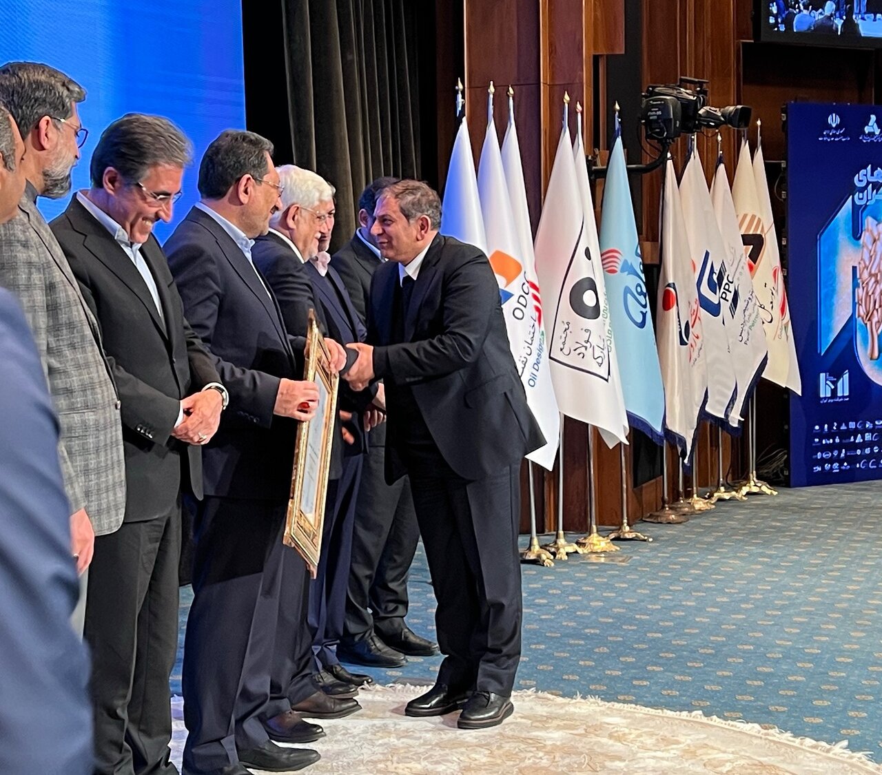 فکور صنعت دو رتبه اول در رتبهبندی شرکتهای برتر ایران (IMI100) را کسب کرد 2