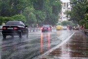 ببینید | باران شدید باعث جاری‌شدن آب در خیابان‌های زنجان شد
