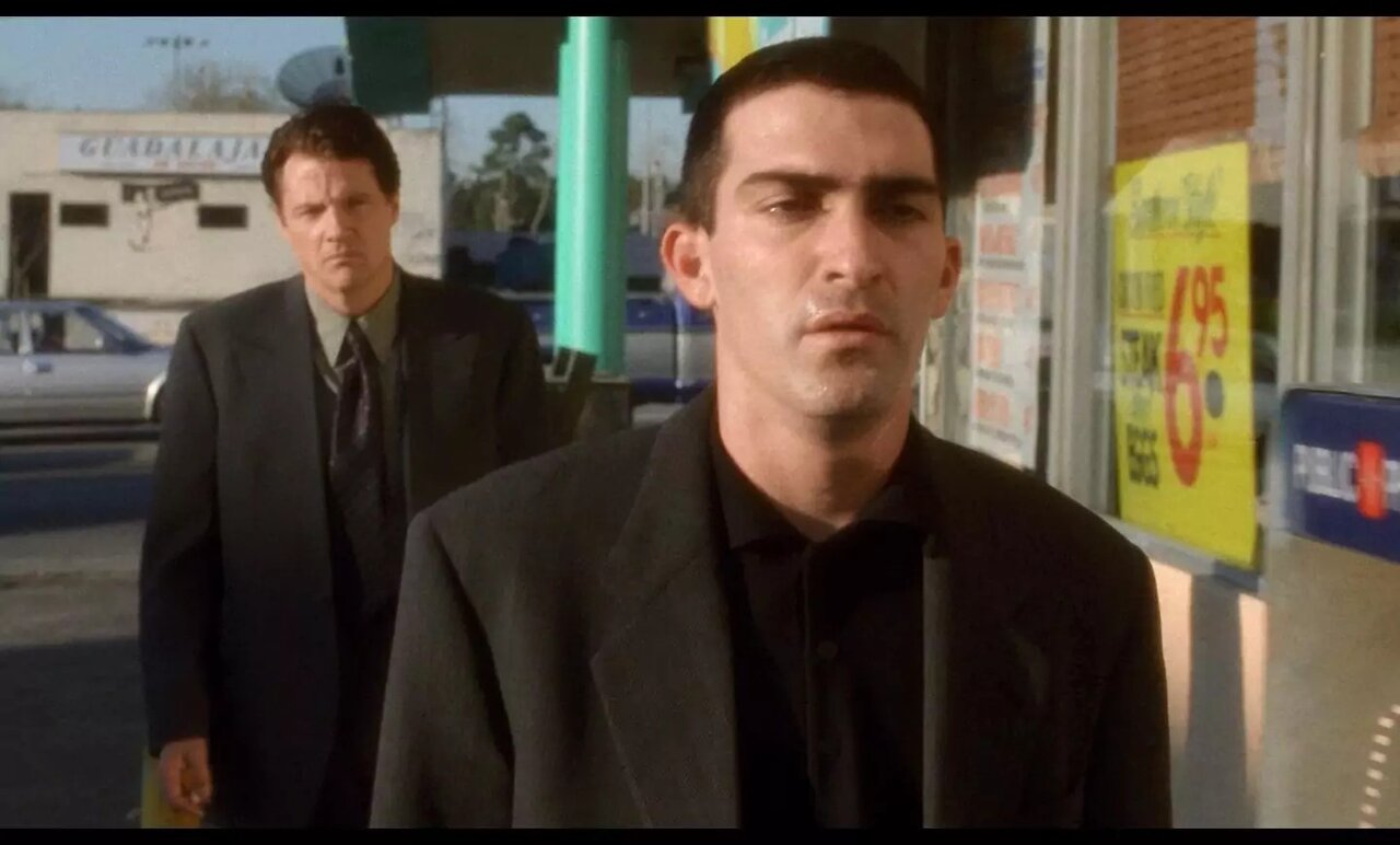 ۱۰ فیلم پیچیده و سرگیجهآور که باید بیشتر از یک بار تماشا کنید