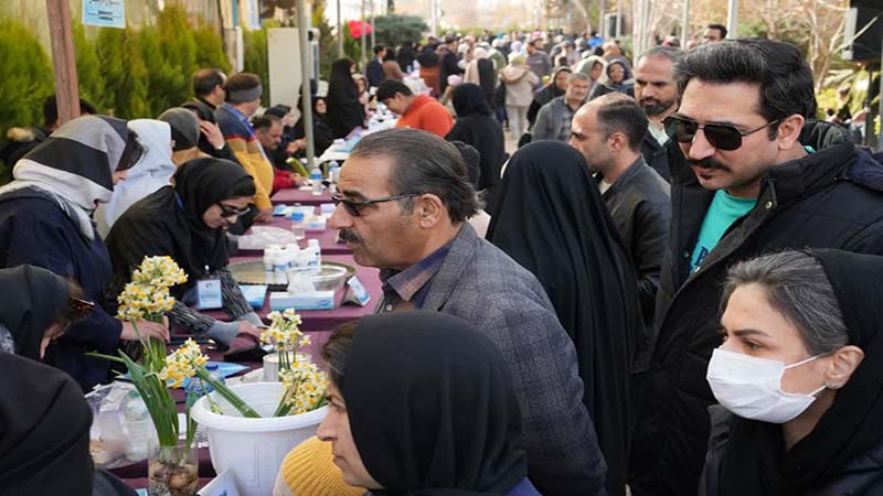 جشنواره غذا با طعم مهربانی و عطر گل نرگس