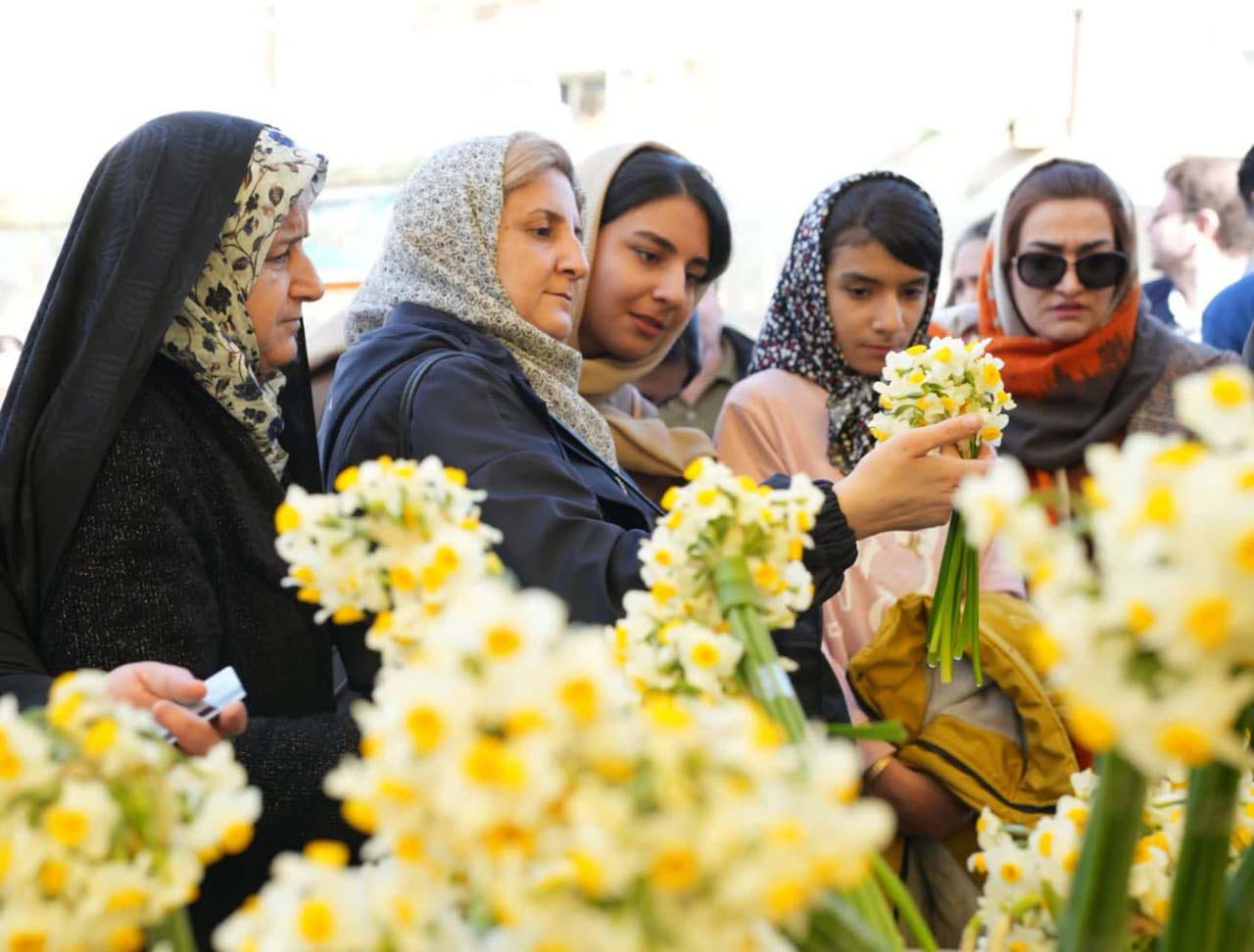 جشنواره غذا با طعم مهربانی و عطر گل نرگس