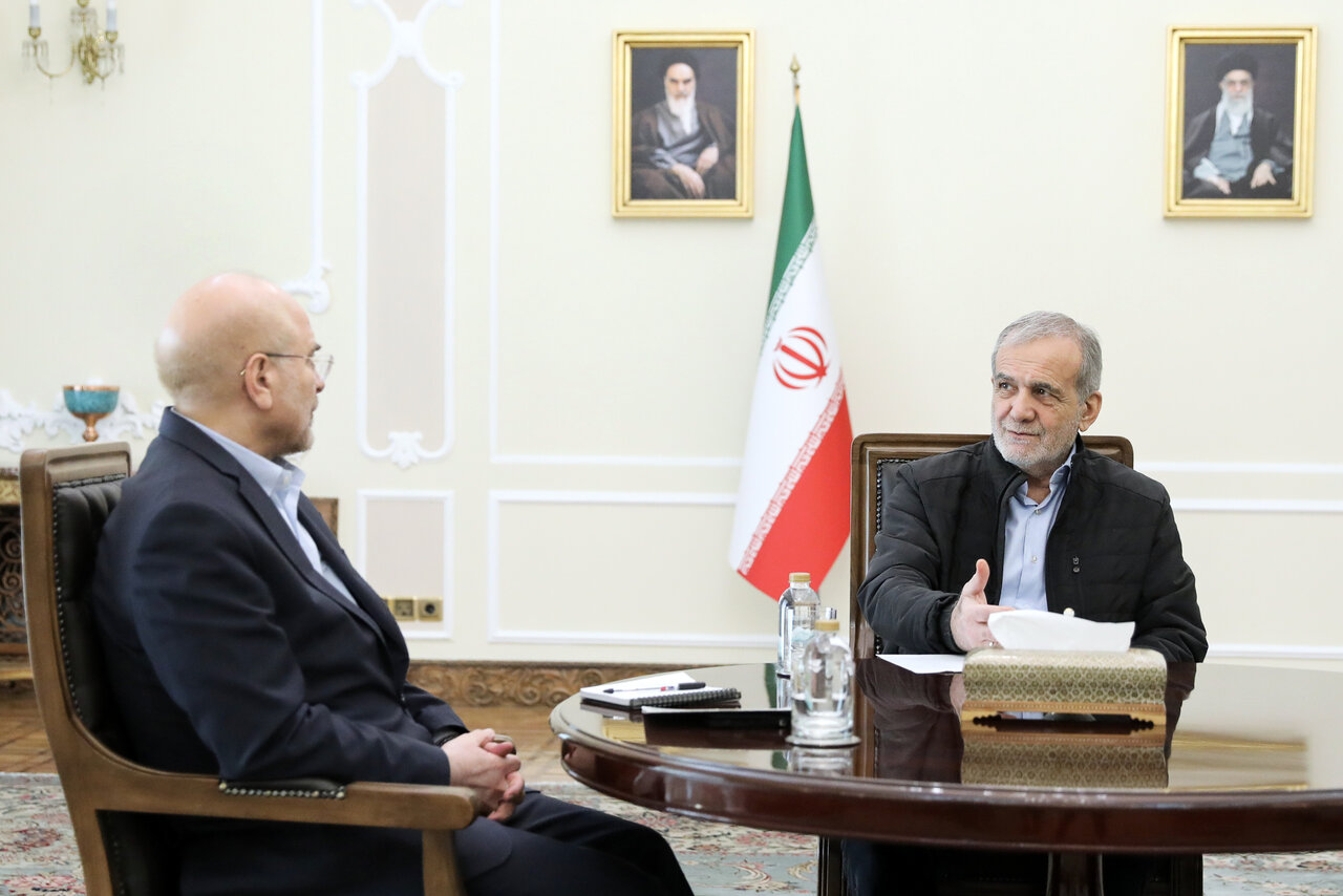 پزشکیان میزبان قالیباف و محسنی اژهای شد