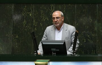 واکنش احتمالی مجلس به فعالسازی ماشه / از معرفی سران اروپا به عنوان تروریست تا خروج از NPT
