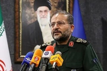 رئیس سازمان بسیج: همه مردم تحت فرماندهی فرمانده کل قوا برای مبارزه اعلام آمادگی کردند / فردای تجاوز رژیم صهیونیستی شاهد چیزی شبیه معجزه در کشور بودیم