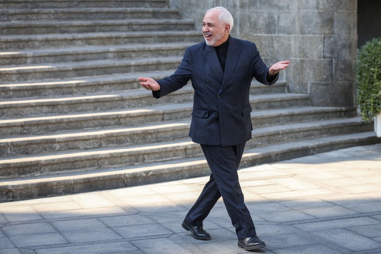 جلایی پور: قالیباف مقابل خالص گرایان زانو زده/ ظریف دنبال پُست نیست، حاکمیت به او نیاز دارد/ تندروها حتی برای قوه قضاییه تعیین تکلیف میکنند