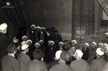 همه چیز درباره مسجدی که دولت بختیار را مجبور به عقب‌نشینی کرد
