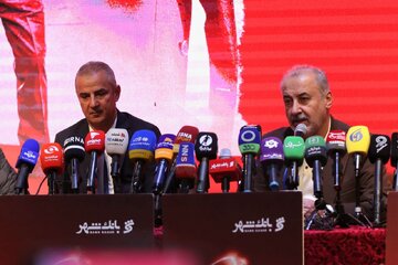 تمجید ویژه درویش از کارتال و باقری؛ این وحدت باعث ارتقای پرسپولیس میشود. تمجید ویژه درویش از کارتال و باقری؛ این وحدت باعث ارتقای پرسپولیس میشود.