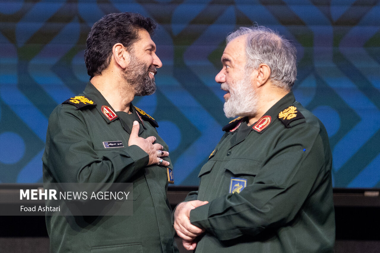 تصاویری از سرداران ارشد سپاه در بزرگداشت شهدای اطلاعات عملیات سپاه