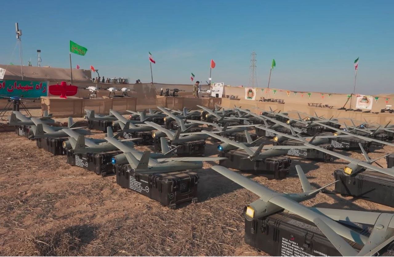 اولین تصاویر از بمبهای لیزری و دقیق ارتش