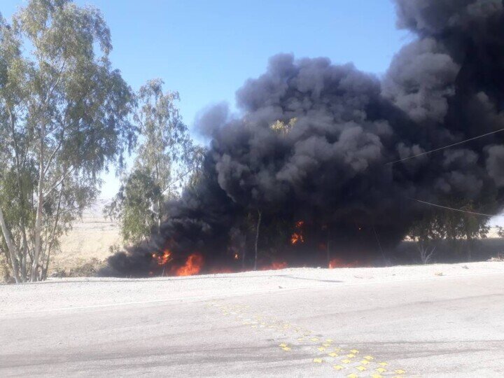 تصادف زنجیرهای تریلی با چند خودرو/ عکس