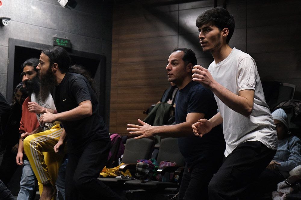 سریجیت رامانان: کفشها را دربیاورید/ در بازیگری، نباید تظاهر کرد