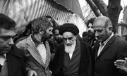 ببینید | مراسم نمادین ورود امام خمینی (ره) به فرودگاه مهرآباد