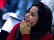 عکس | استایل جالب سیما تیرانداز و مادرش در کنار بهنام بانی در پشت صحنه کنسرت