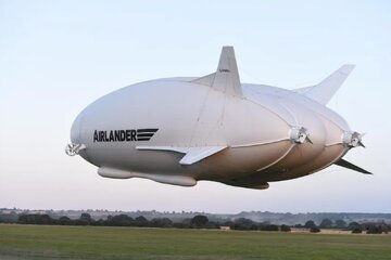 flying bum؛ بزرگترین هواپیمای جهان با قیمت ۱۷۵ میلیون دلار