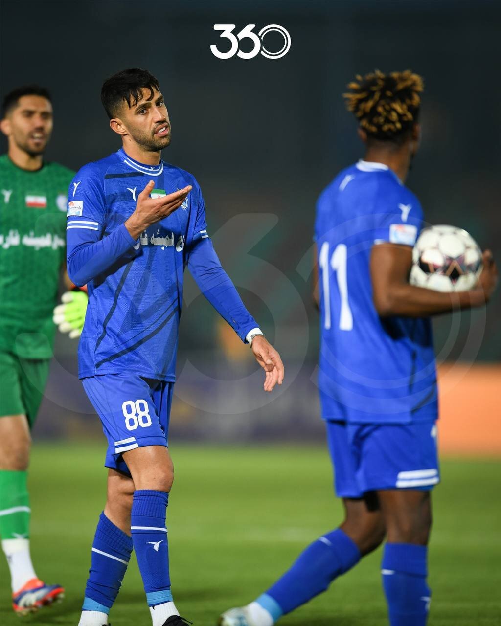 تکرار ماجرای رحمتی، منشا و اسماعیلی اینبار با حسینی و رامین رضاییان