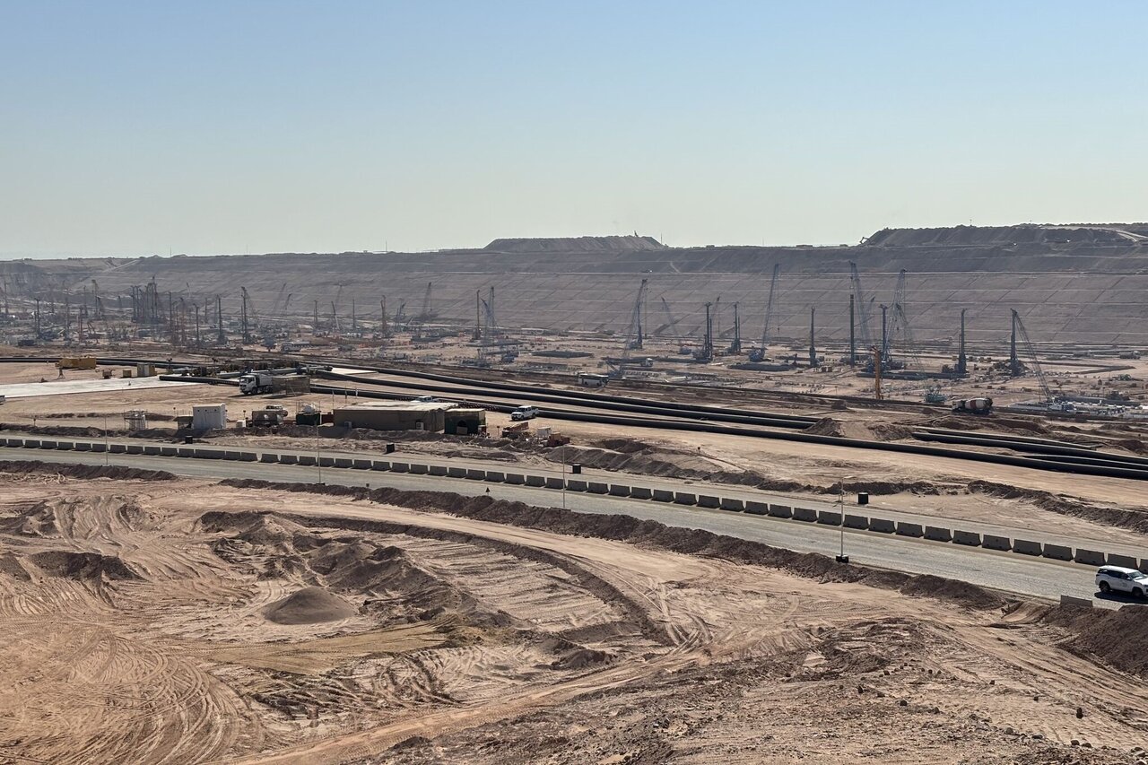 پروژه بلندپروازانه بنسلمان ۱۰۰ سال دیگر هم تمام نمیشود!