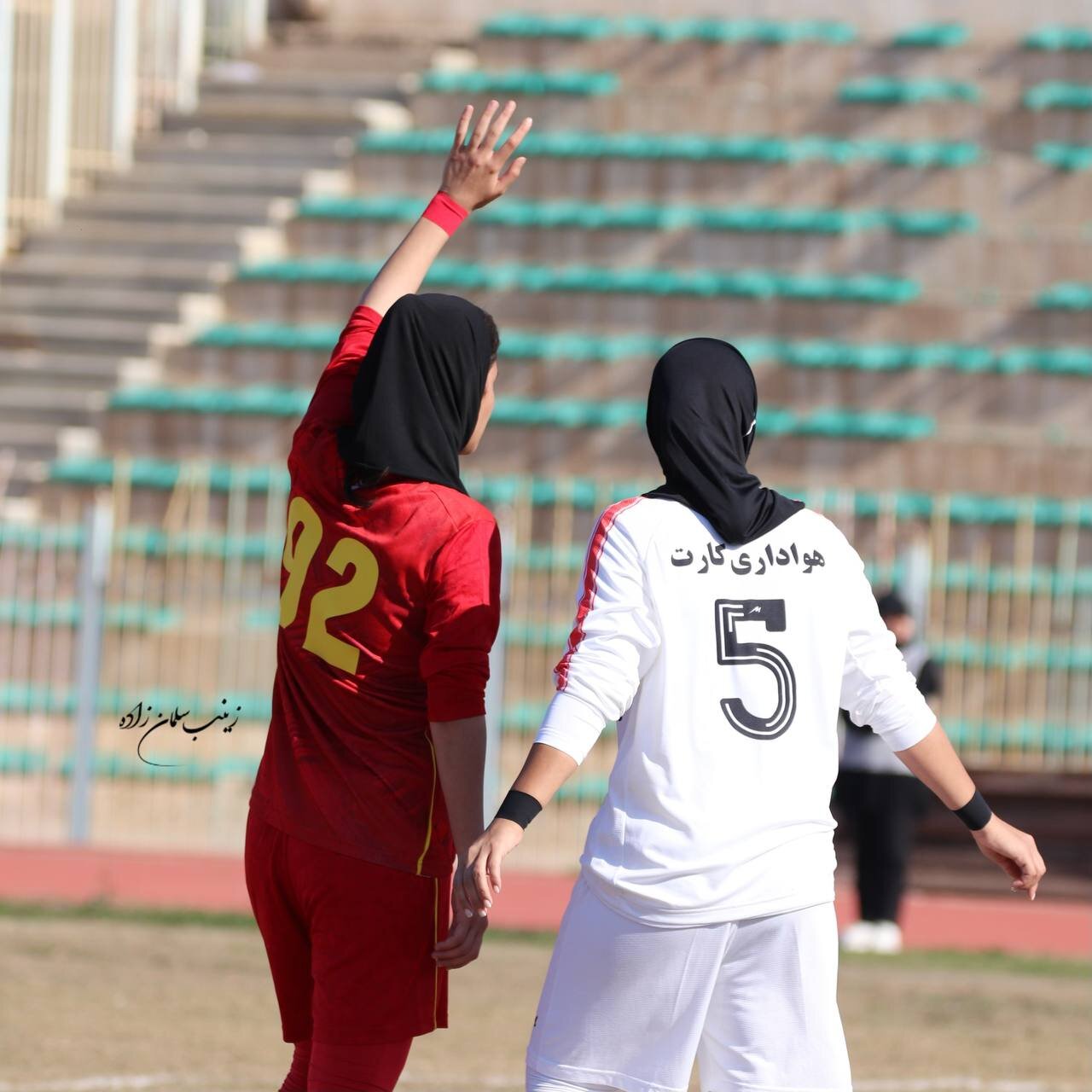 تصاویر | دیدار فوتبال بانوان فولاد خوزستان و پرسپولیس تهران
