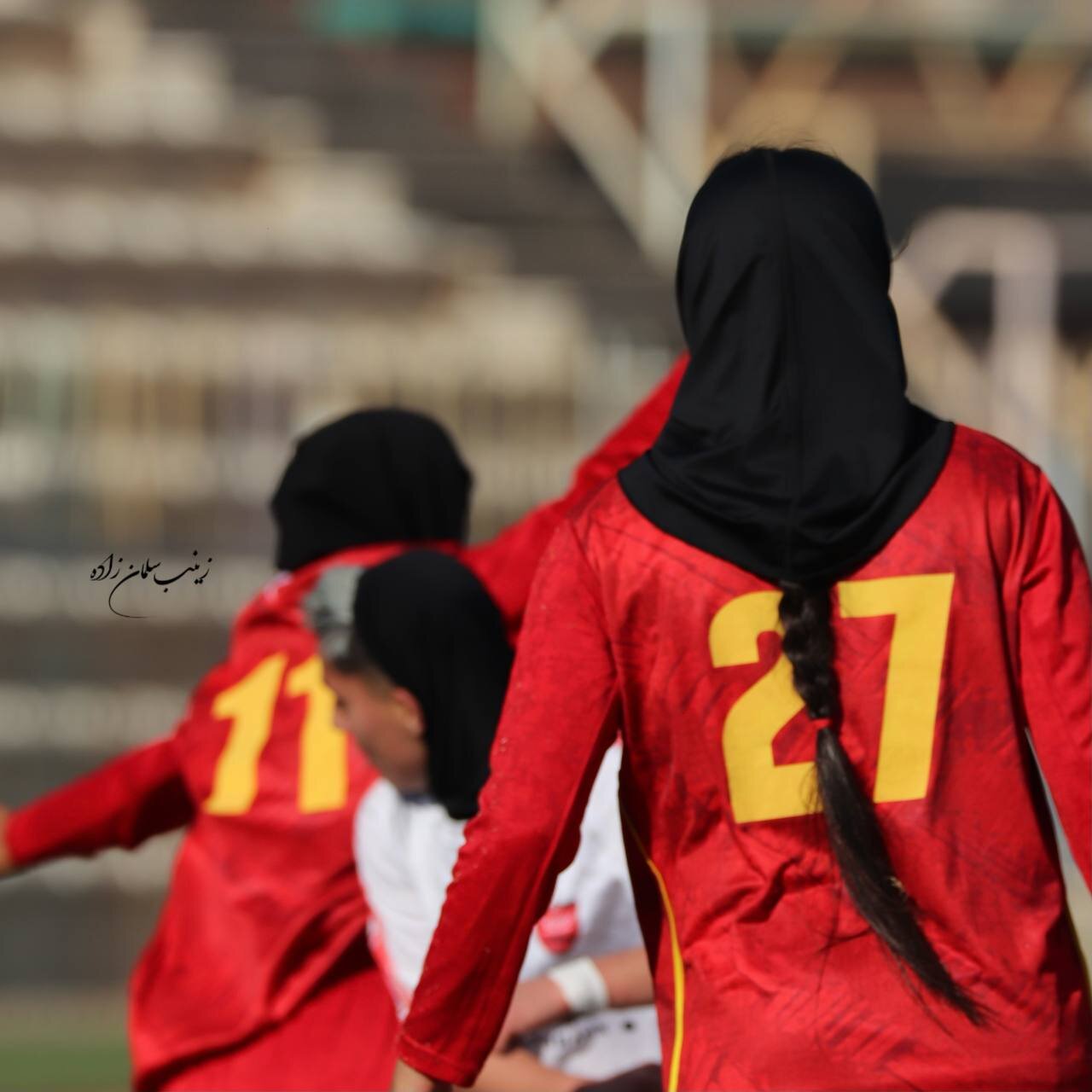 تصاویر | دیدار فوتبال بانوان فولاد خوزستان و پرسپولیس تهران