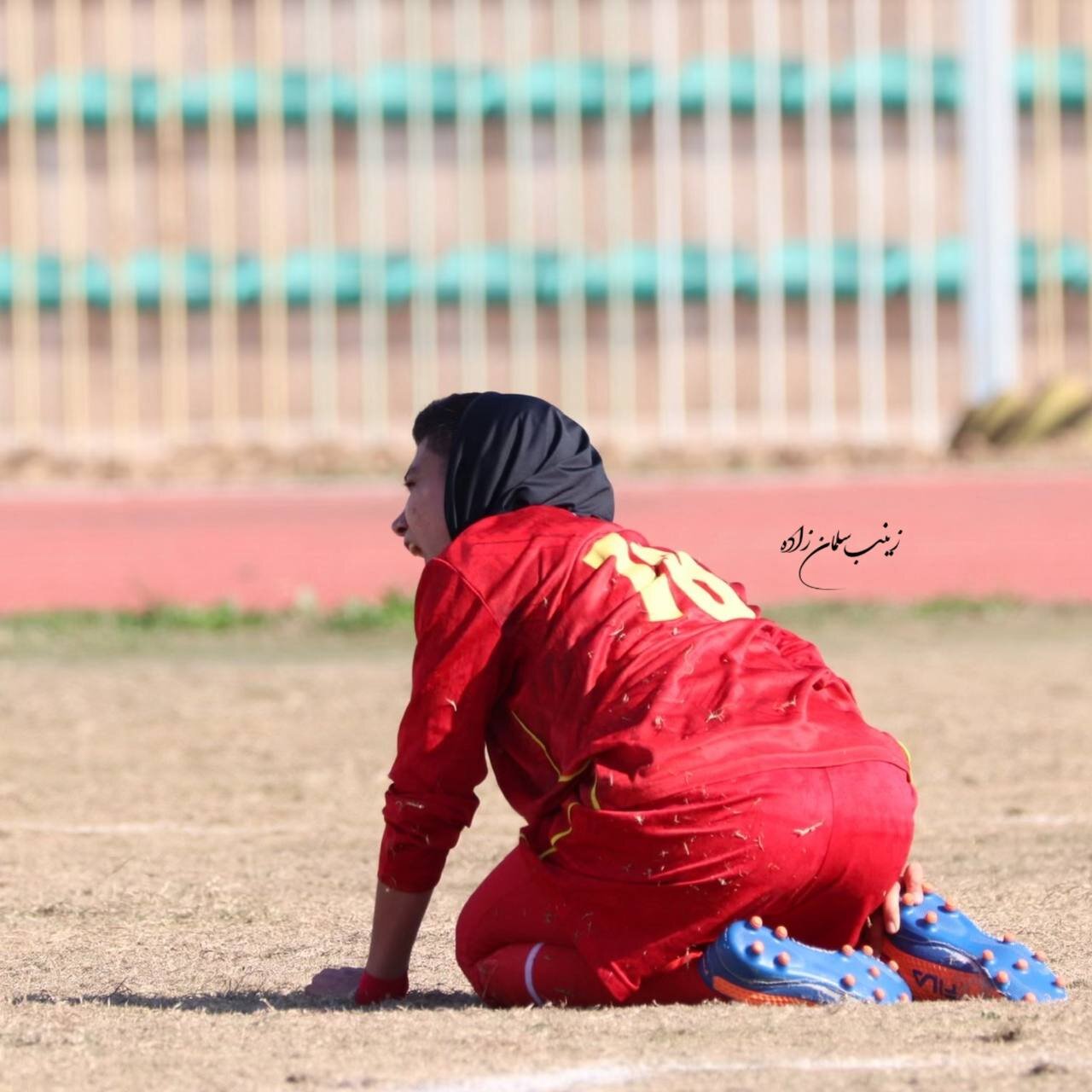 تصاویر | دیدار فوتبال بانوان فولاد خوزستان و پرسپولیس تهران