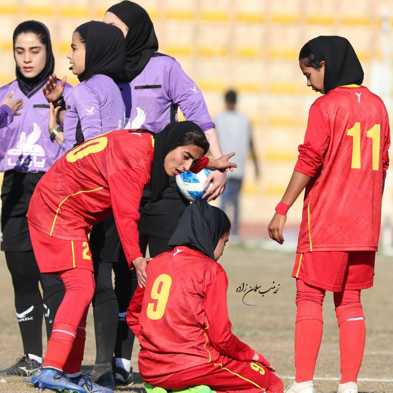 تصاویر | دیدار فوتبال بانوان فولاد خوزستان و پرسپولیس تهران