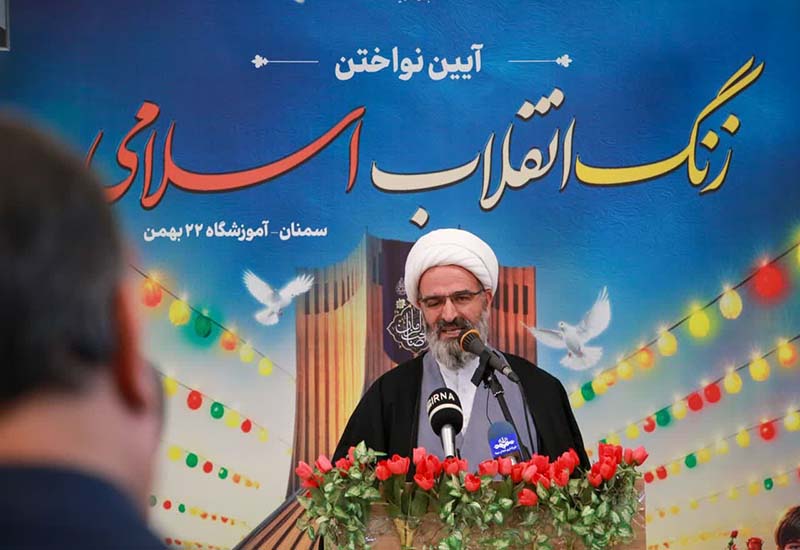 استقلال و آزادی از دستاوردهای بزرگ انقلاب اسلامی است