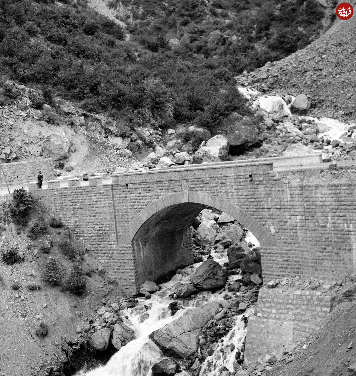 عکسهایی از جاده چالوس در صد سال پیش