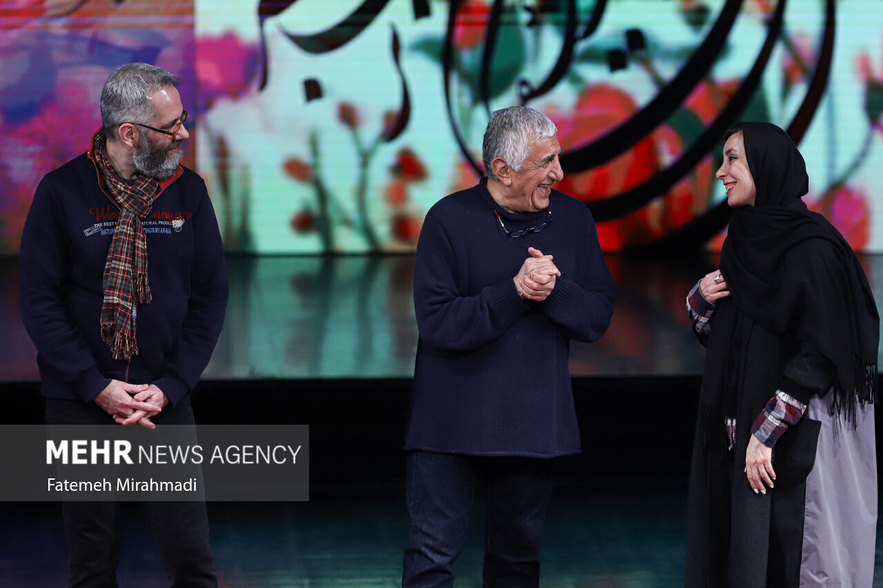 ضیافتی که با نام بزرگان تئاتر گره خورد از بیضایی تا رفیعی و زنجانپور/رضا کیانیان:سالها تئاتر با ما قهر بود و ما هم با تئاتر، اما حالا روزگار آشتی است