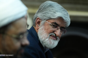 علی مطهری به پزشکیان: دعوت ترامپ برای ملاقات را بپذیرید/ با مردم و آیندگان اتمام حجت کنید که ما رفتیم و فرصت رفع تحریم را از دست ندادیم علی مطهری به پزشکیان: دعوت ترامپ برای ملاقات را بپذیرید/ با مردم و آیندگان اتمام حجت کنید که ما رفتیم و فرصت رفع تحریم را از دست ندادیم