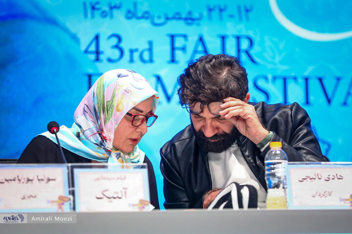 قاب‌هایی پر خبر از نشست رسانه‌ای فیلم «آنتیک» با حضور پژمان جمشیدی در جشنواره فیلم فجر