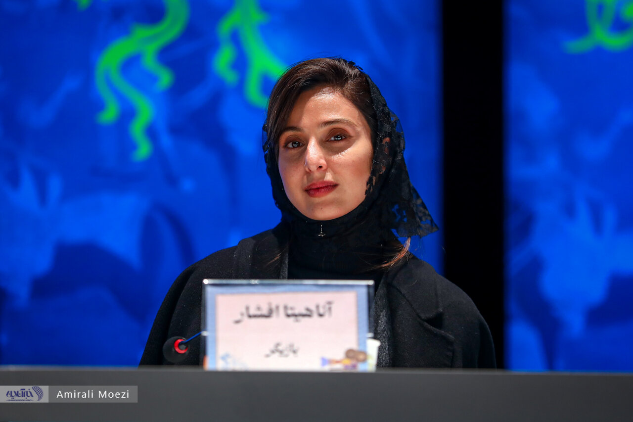 قاب‌هایی پر خبر از نشست رسانه‌ای فیلم «آنتیک» با حضور پژمان جمشیدی در جشنواره فیلم فجر