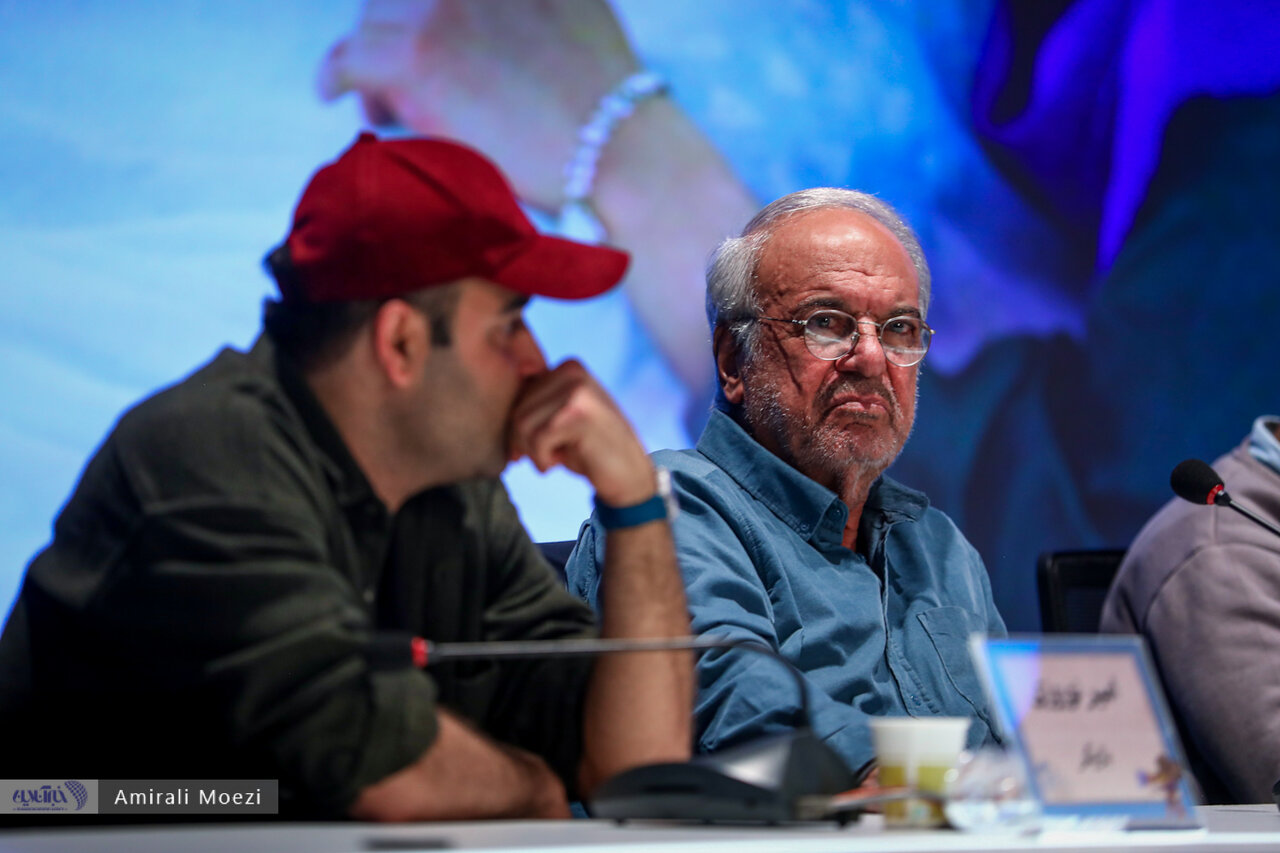 قاب‌هایی پر خبر از نشست رسانه‌ای فیلم «آنتیک» با حضور پژمان جمشیدی در جشنواره فیلم فجر