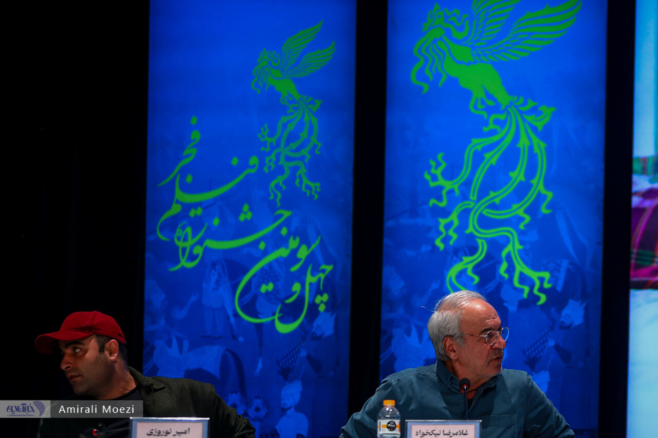 قاب‌هایی پر خبر از نشست رسانه‌ای فیلم «آنتیک» با حضور پژمان جمشیدی در جشنواره فیلم فجر