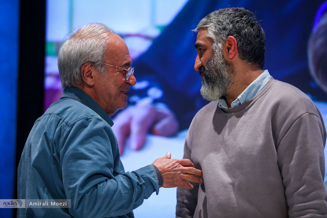 قاب‌هایی پر خبر از نشست رسانه‌ای فیلم «آنتیک» با حضور پژمان جمشیدی در جشنواره فیلم فجر