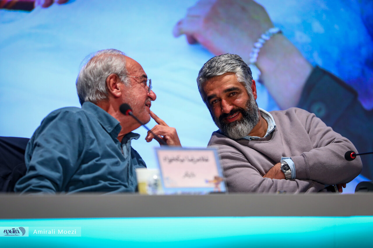 قاب‌های پرحرف از  واکنش جالب پژمان جمشیدی به یک سوال در نشست خبری در جشنواره فیلم فجر