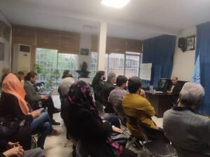 درویشی: ولینژاد از نگاه من دارای مجموعه خصوصیات یک بخشی کامل است / نشست پژوهشی ساز دوتار ابداع شده